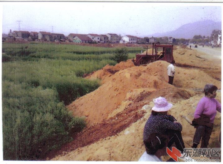 湖北黄梅县杉木乡土桥村鲁上屋村民呼吁