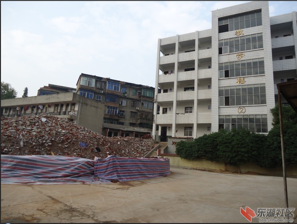 东岳中学崛起老校区将建新楼