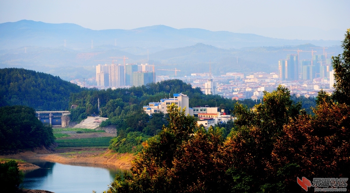 正在建设中南漳县城图片 - 襄阳论坛 - 东湖社区