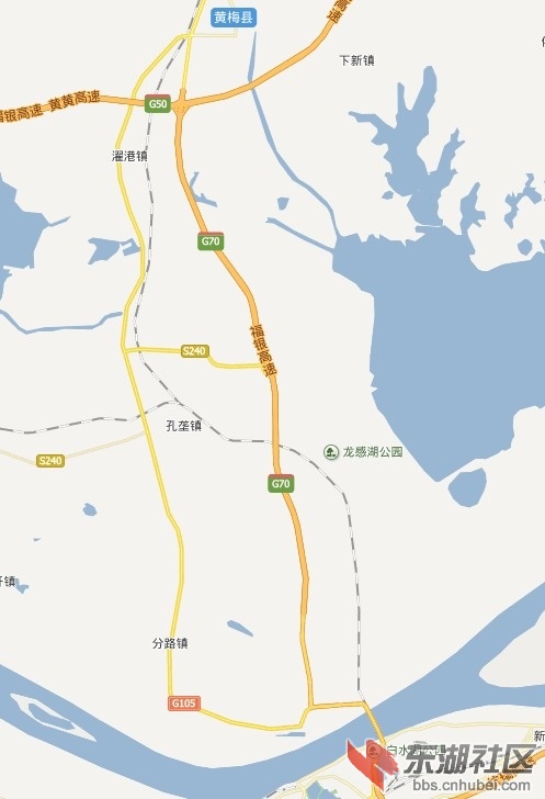 看清楚,龙感湖在黄梅的东边,而黄小城际在黄梅县中西部,跟105国道图片