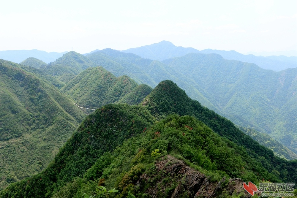 徒步穿越大冶龙角山仙人桥