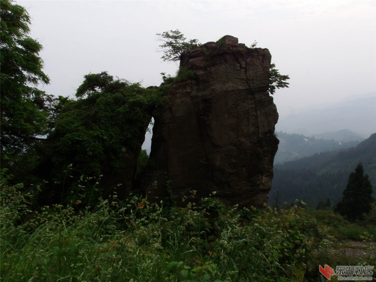 避暑胜地---谷城大薤山