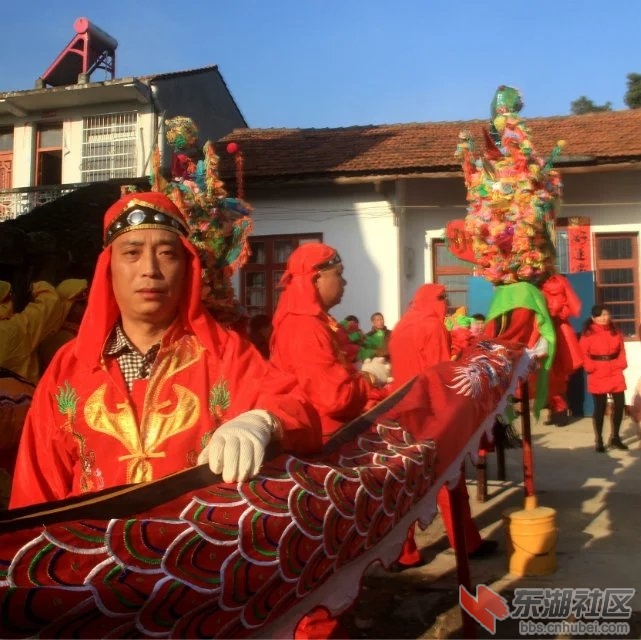 正月十五是灯节—黄陂西罗湾玩龙灯