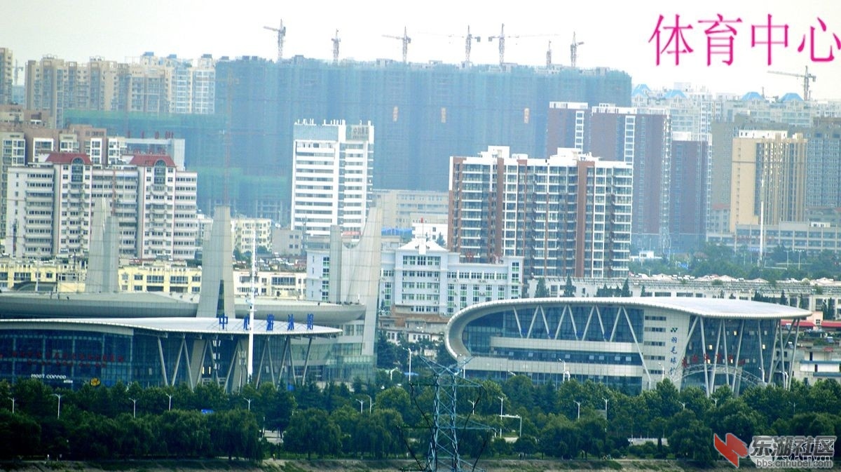 南阳市城区一角