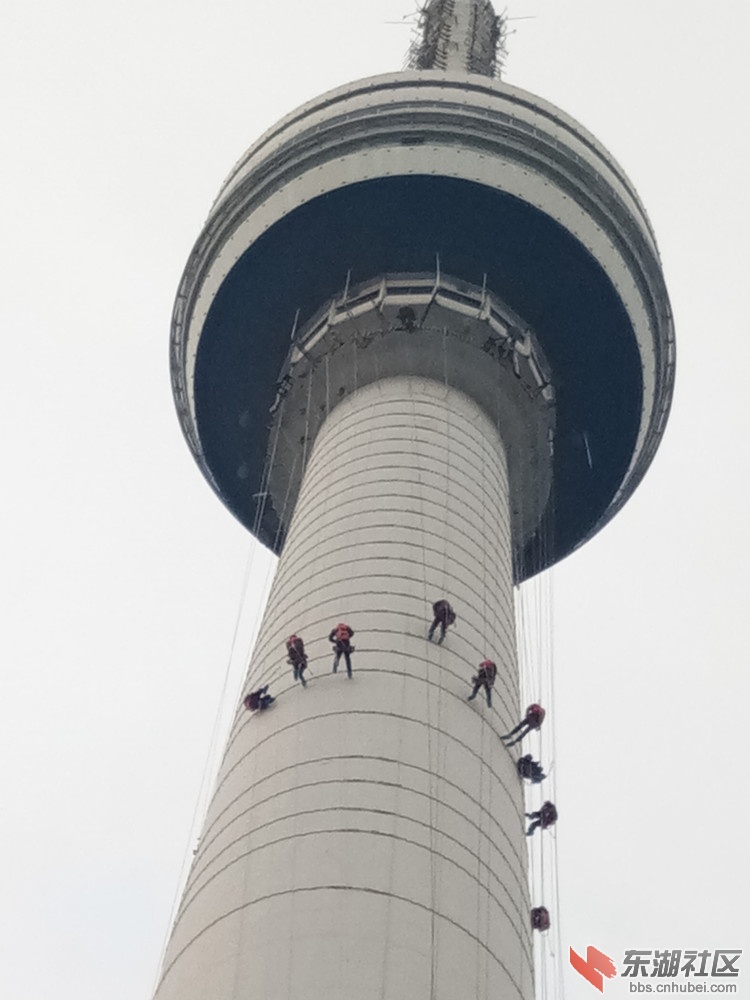 龟山电视塔亮化正在进行