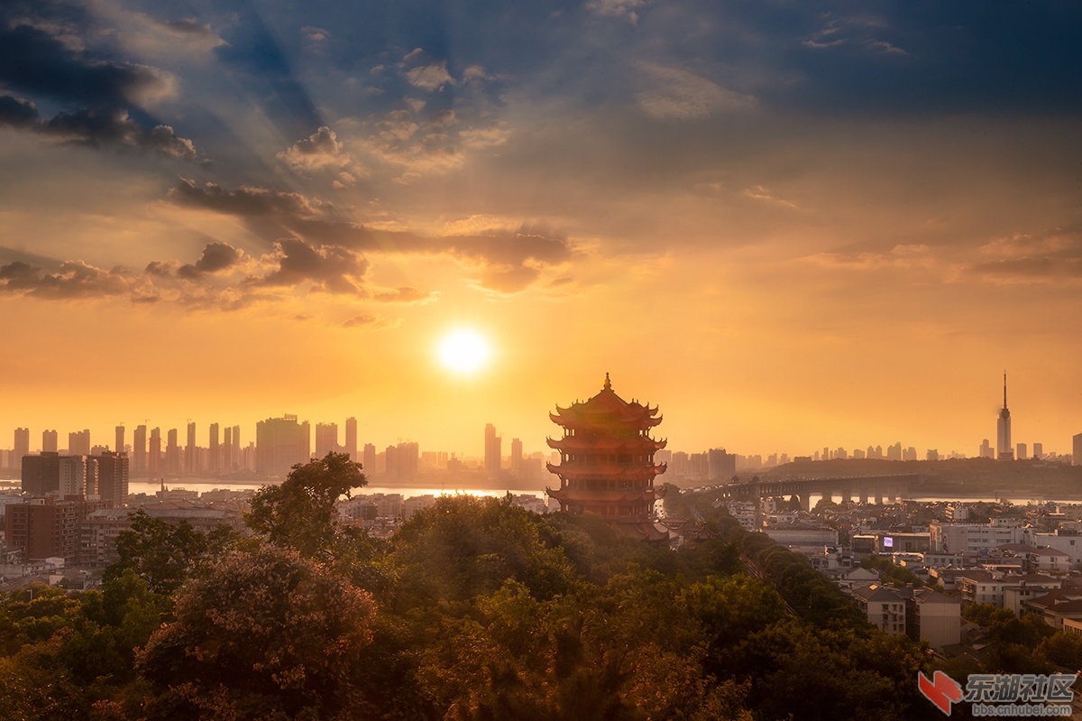 黄鹤楼是武汉的一张名片曾院平摄影