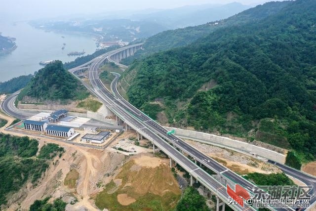 三峡翻坝江北高速即将通车