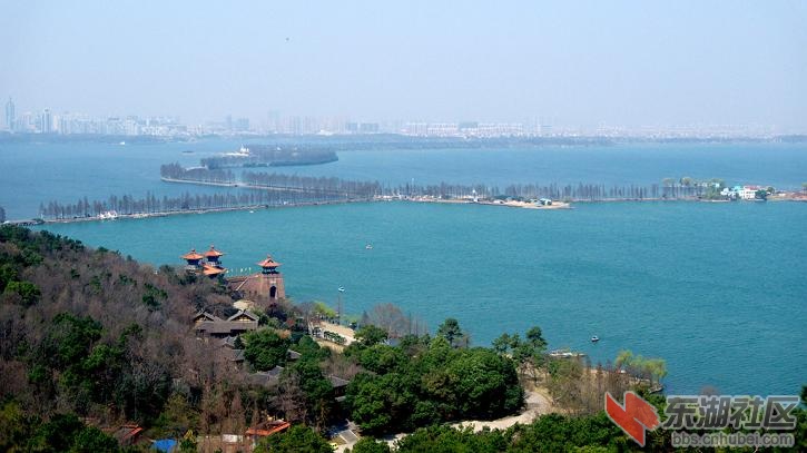 东湖2.jpg