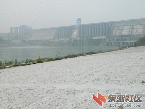 丹江口大坝.jpg