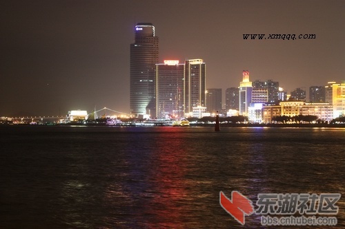 轮渡夜景缩小图片02.jpg