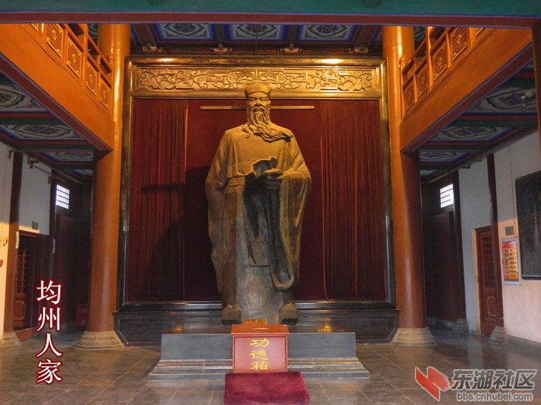 河南开封府图片.jpg