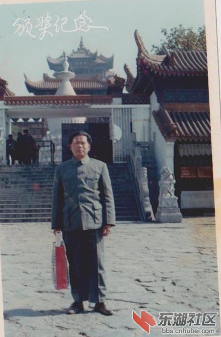 黄鹤楼留影.jpg
