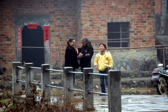 两个老太婆 (3)-1.jpg