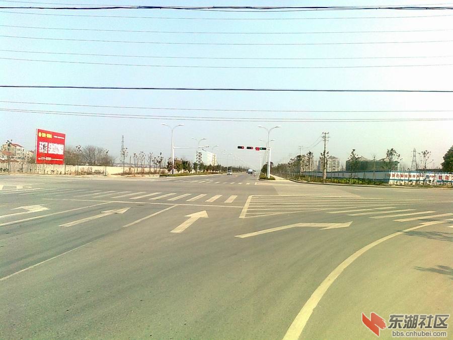 章华大道路口