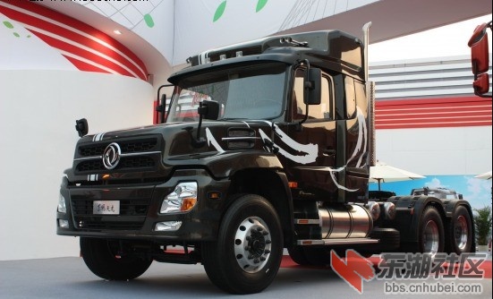 新一代东风天龙长头车1.jpg