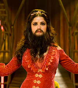 104623_salma-hayek-cirque-du-freak.jpg