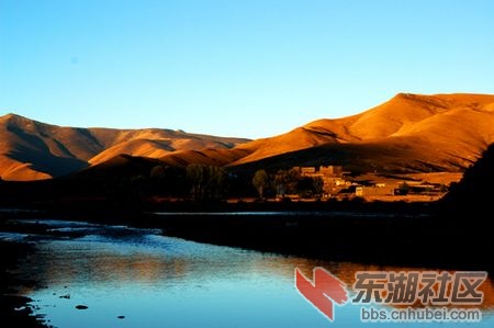 29-100414163j3[1].jpg