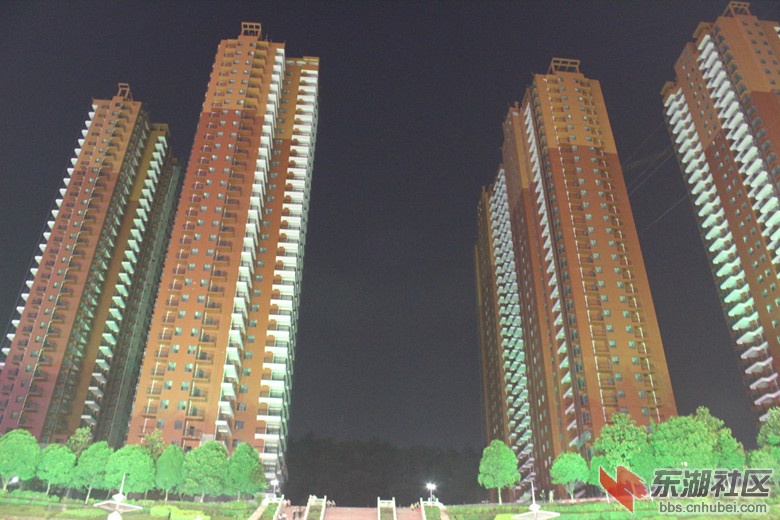 十堰市六堰山夜景图片.jpg