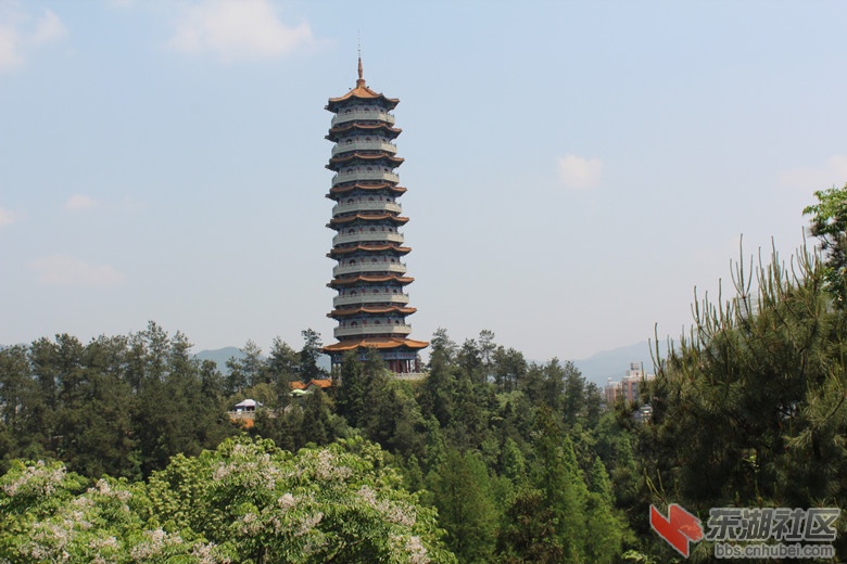 3十堰市公园重阳塔图片3.jpg