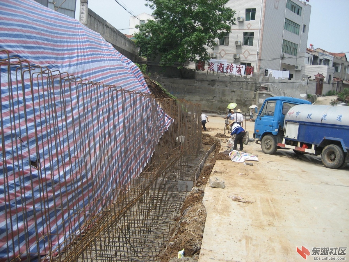 体育路下行中环路