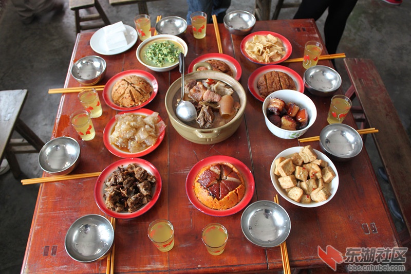 满桌美味.jpg