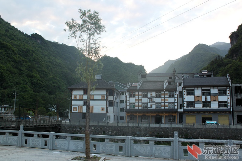 土家房.jpg