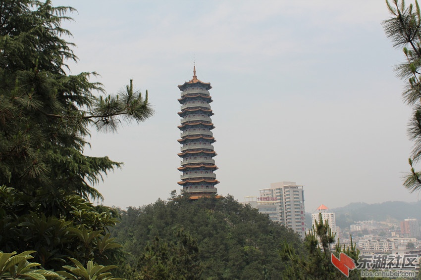 2十堰市人民公园重阳塔图片3.jpg