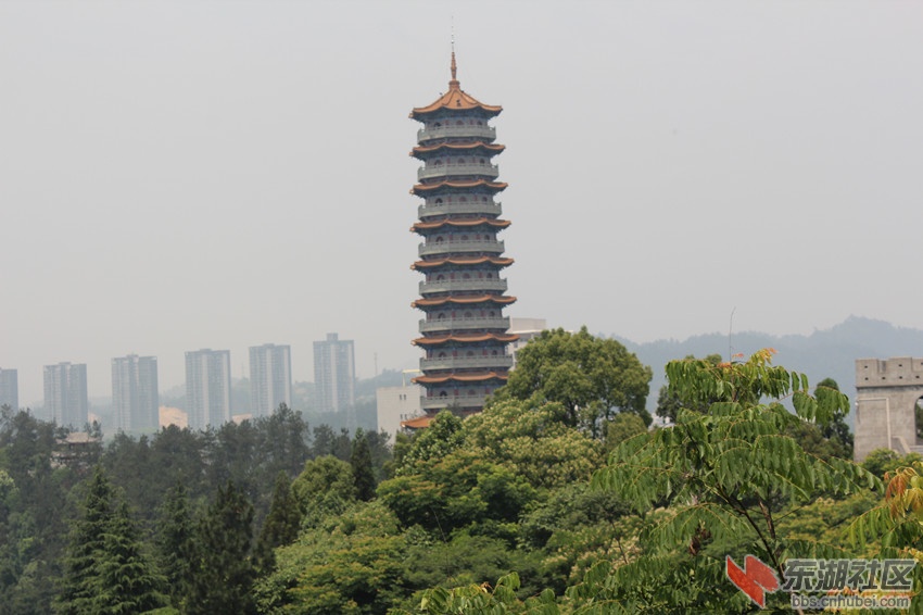 2十堰市人民公园重阳塔图片4.jpg
