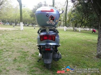 141646mhao8h8m2dymm924_副本.jpg