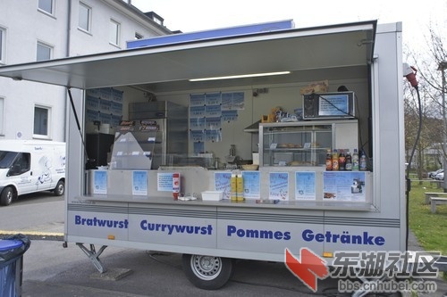 7炸薯条 煎肠 饮料拖车.jpg