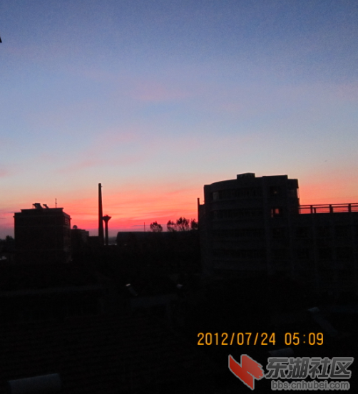城市彩霞.png