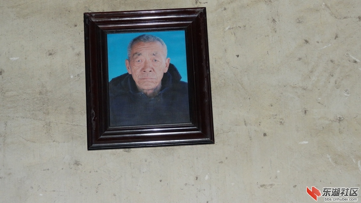 1810374xixhfu18ffih8ou.jpg