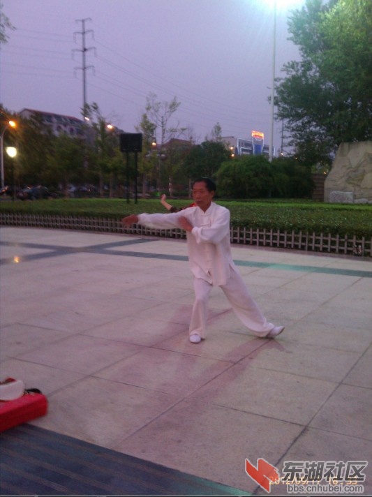 QQ截图20120917212145.jpg