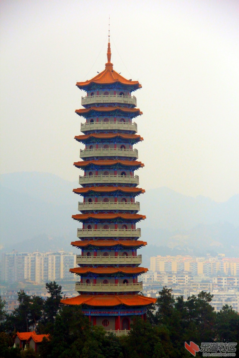 0十堰市公园重阳塔图片9.jpg