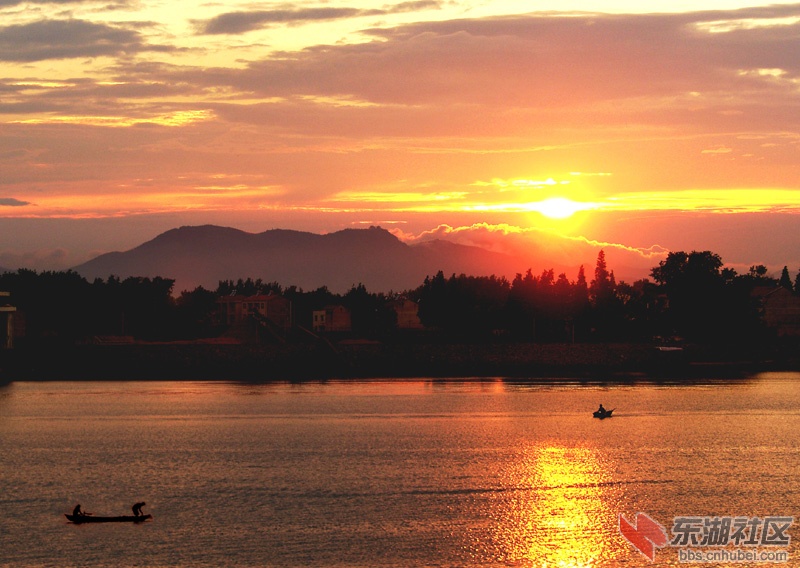 225易家镜碧山涢水映夕阳.jpg.jpg
