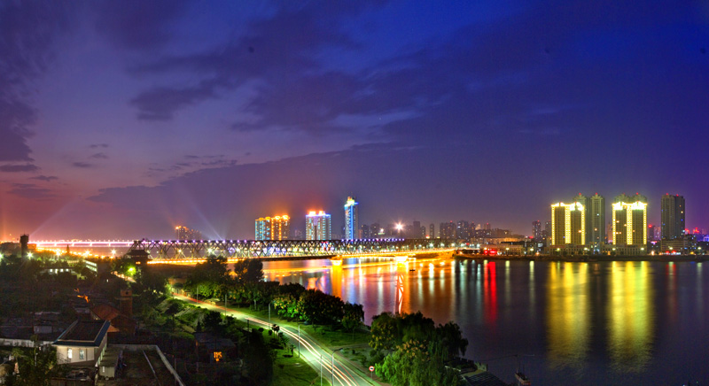 江城夜色2.jpg
