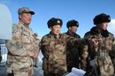 一（3）方建国司令员在乃堆拉哨所检查工作.jpg