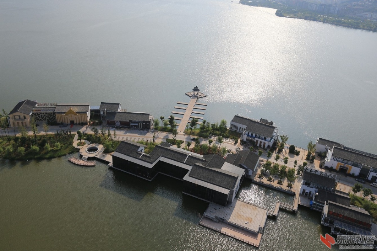 磁湖.jpg