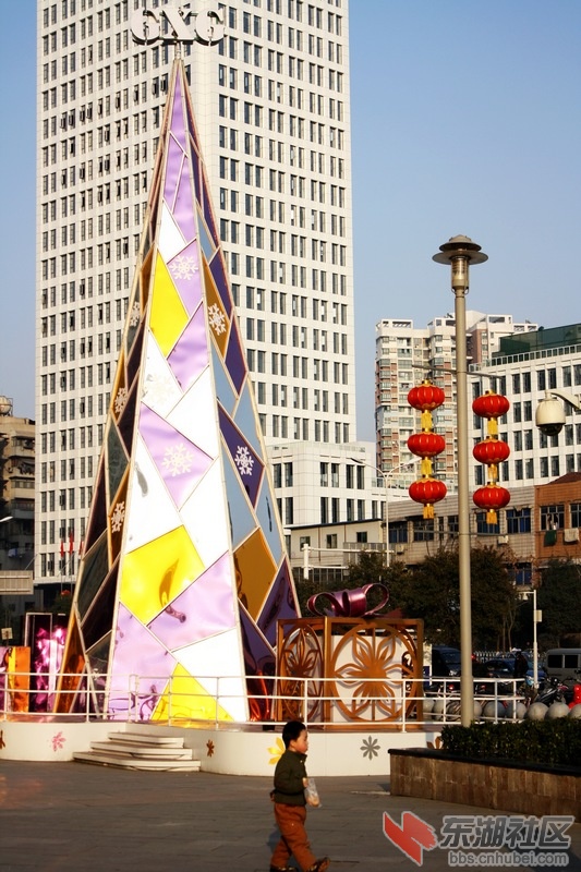 IMG_8773-0菱角湖万达广场一景----1.jpg