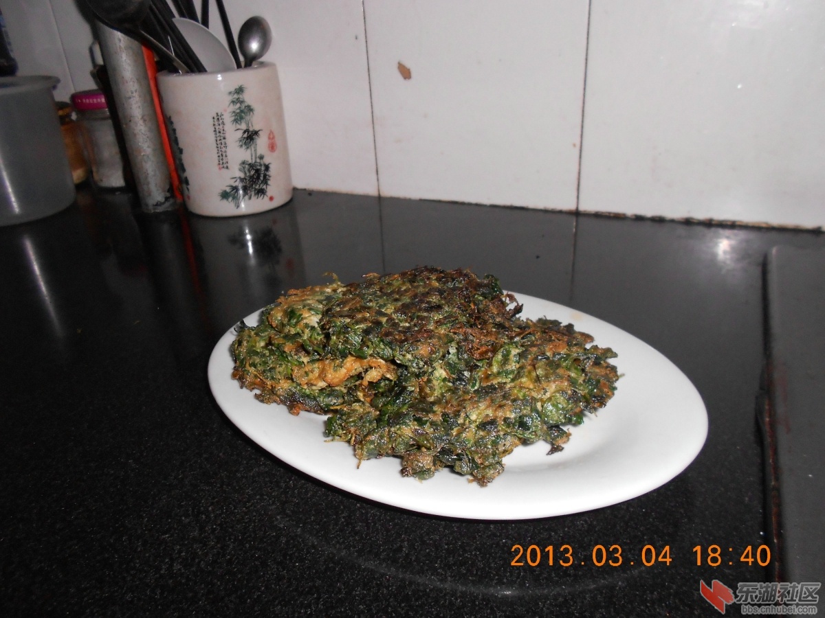 苜芯菜煎鸡蛋。