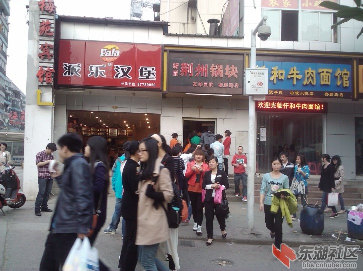 137576213_副本.jpg