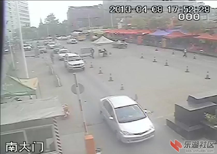 捡手机过程 (6).jpg