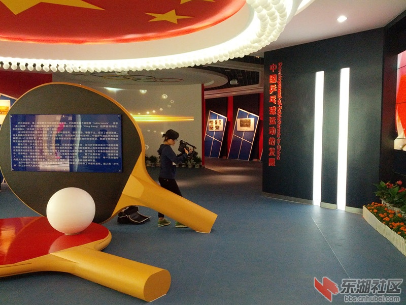 很专注摄影的妹纸_7.jpg
