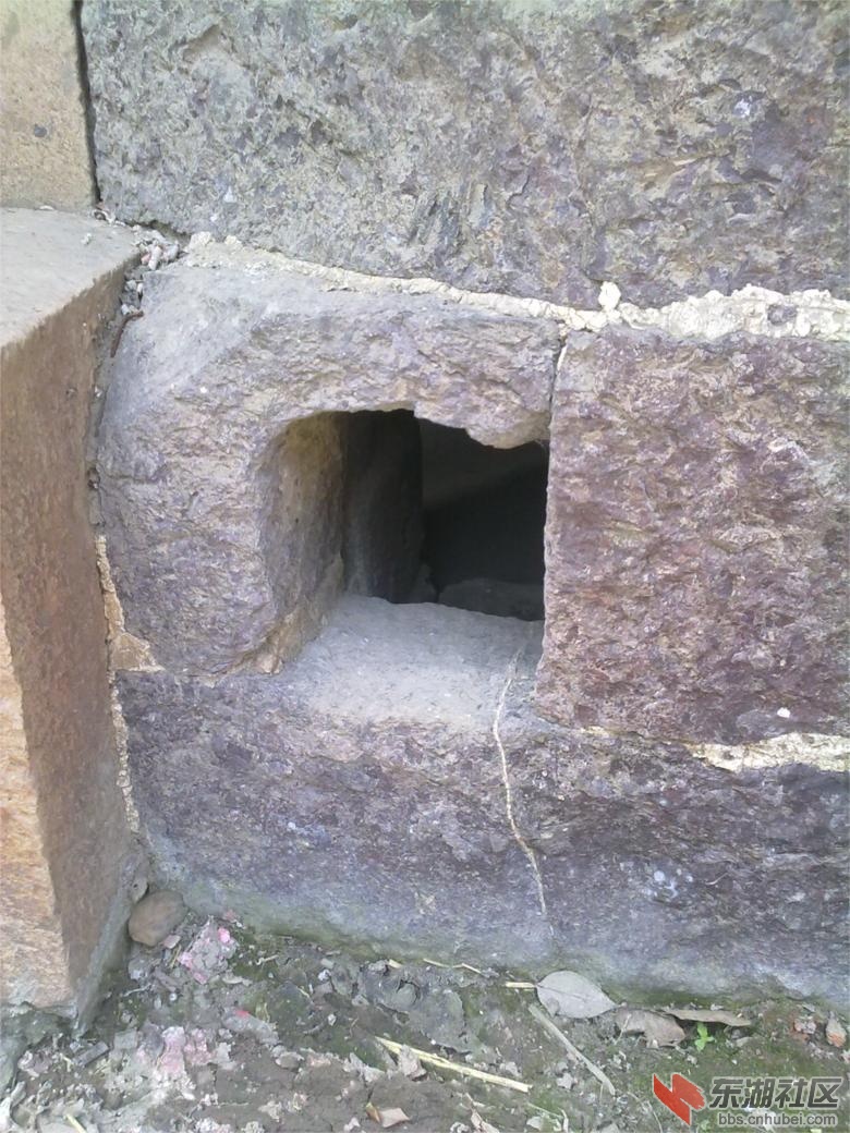 201304121860.jpg
