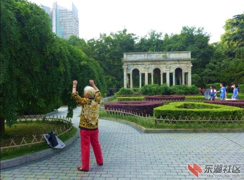 QQ图片20130608222419.jpg