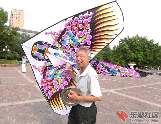 QQ图片20130608220155.jpg