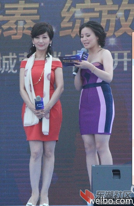 赵雅芝在仙桃