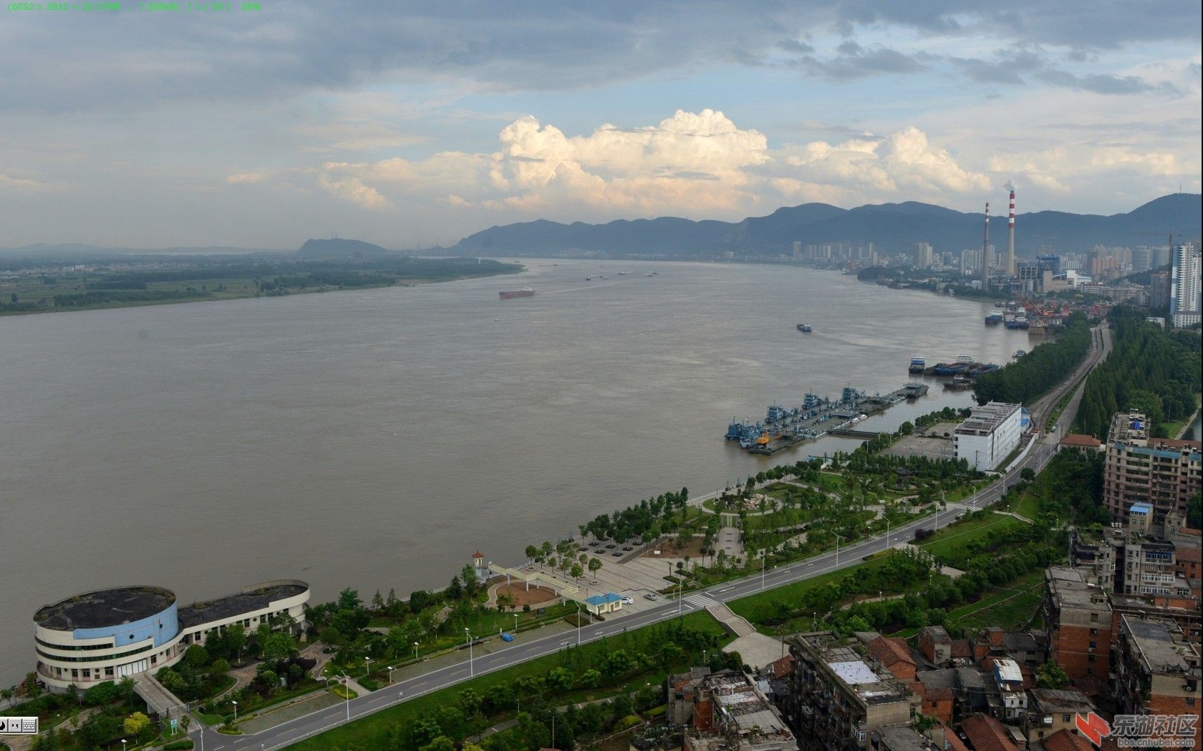 QQ图片20130617200912.jpg