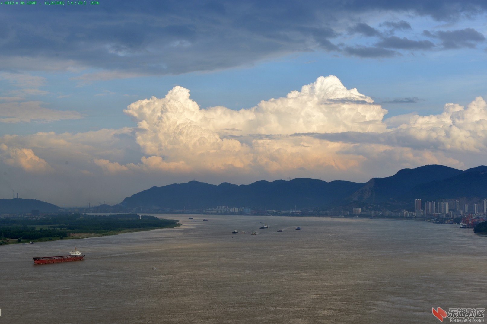QQ图片20130617200857.jpg
