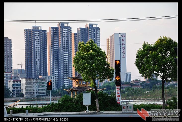 艳阳天和御澜岸